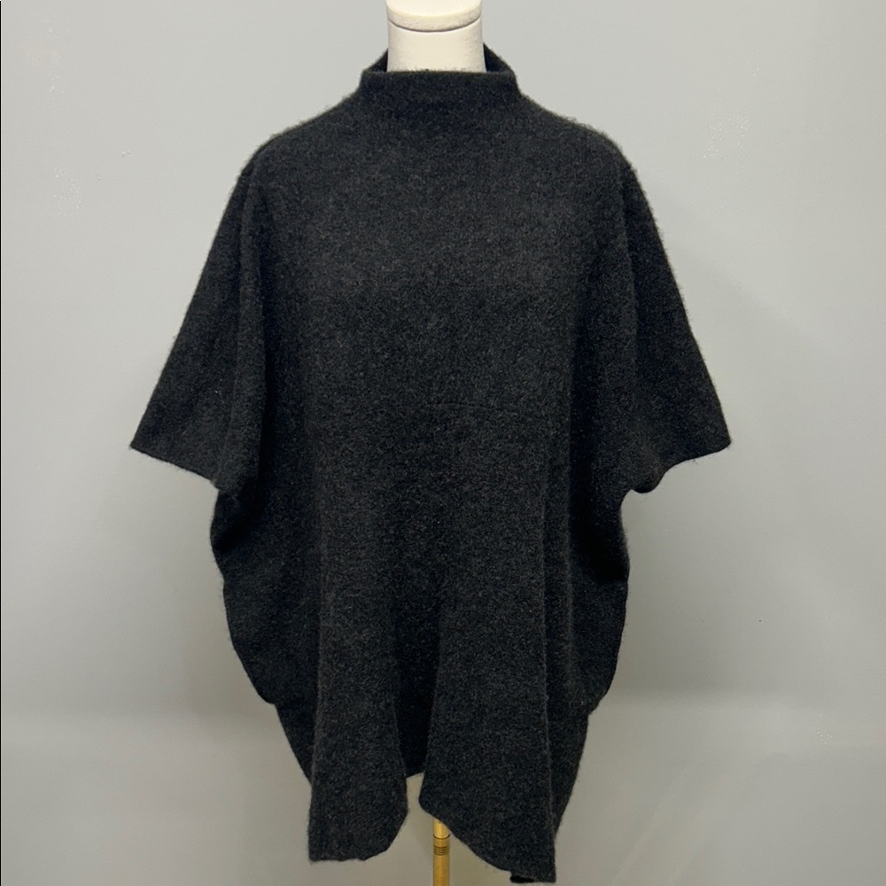 100% Cashmere Poncho Mock Neck Grey One Size Minimalist Quiet Luxury‎ Staple